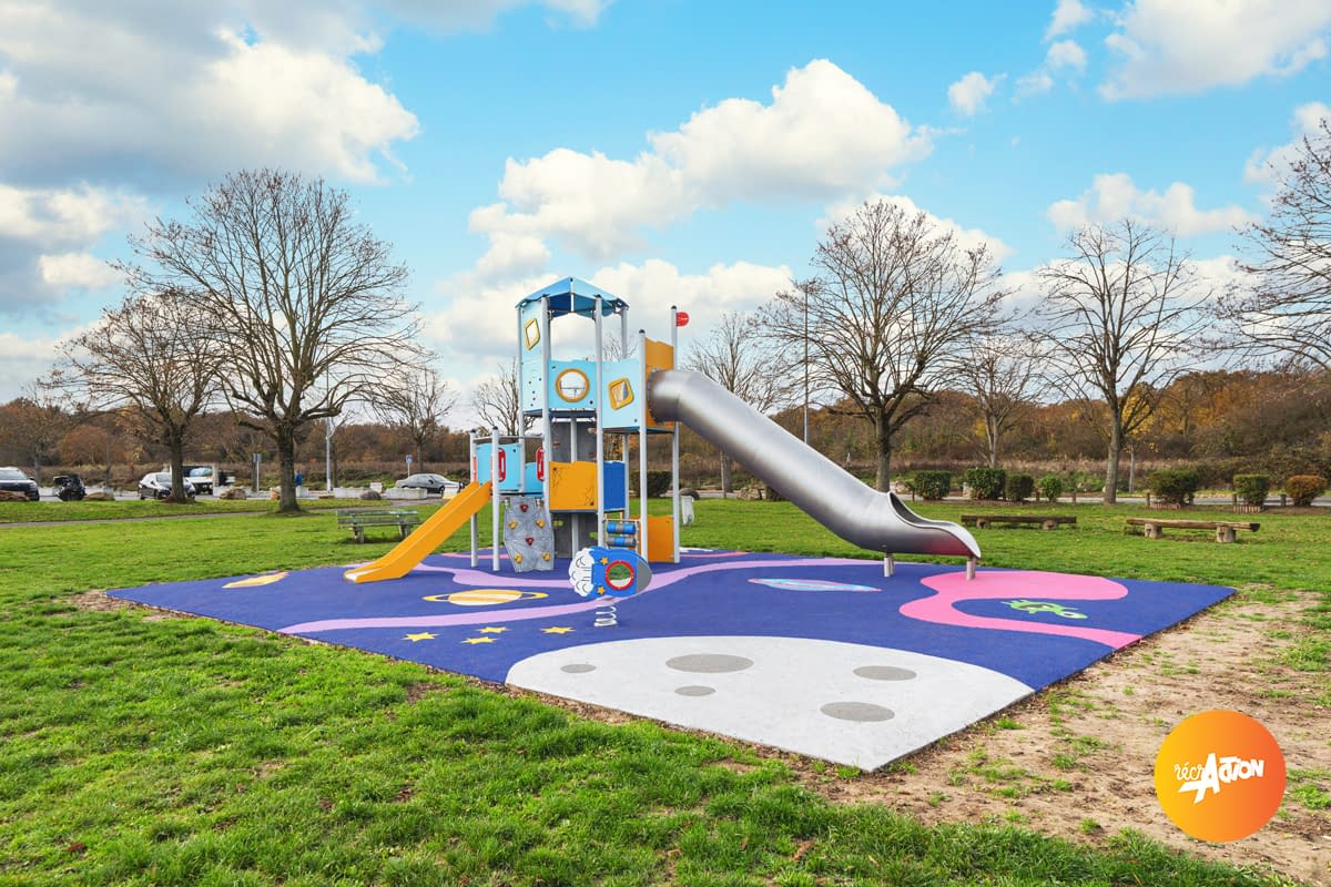 Aire de jeux du stade — photo 1