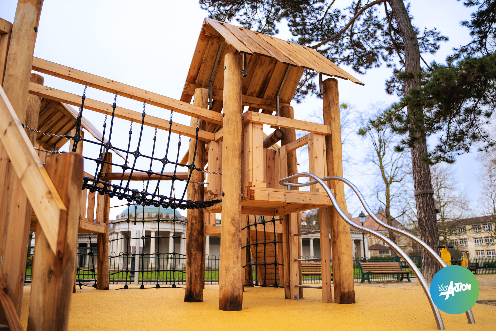 Square Lattre de Tassigny — photo 4