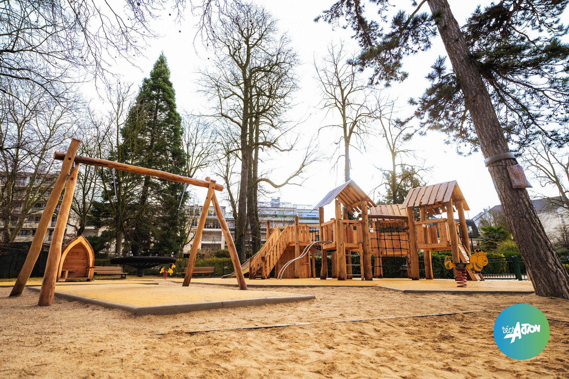 Square Lattre de Tassigny — photo 8