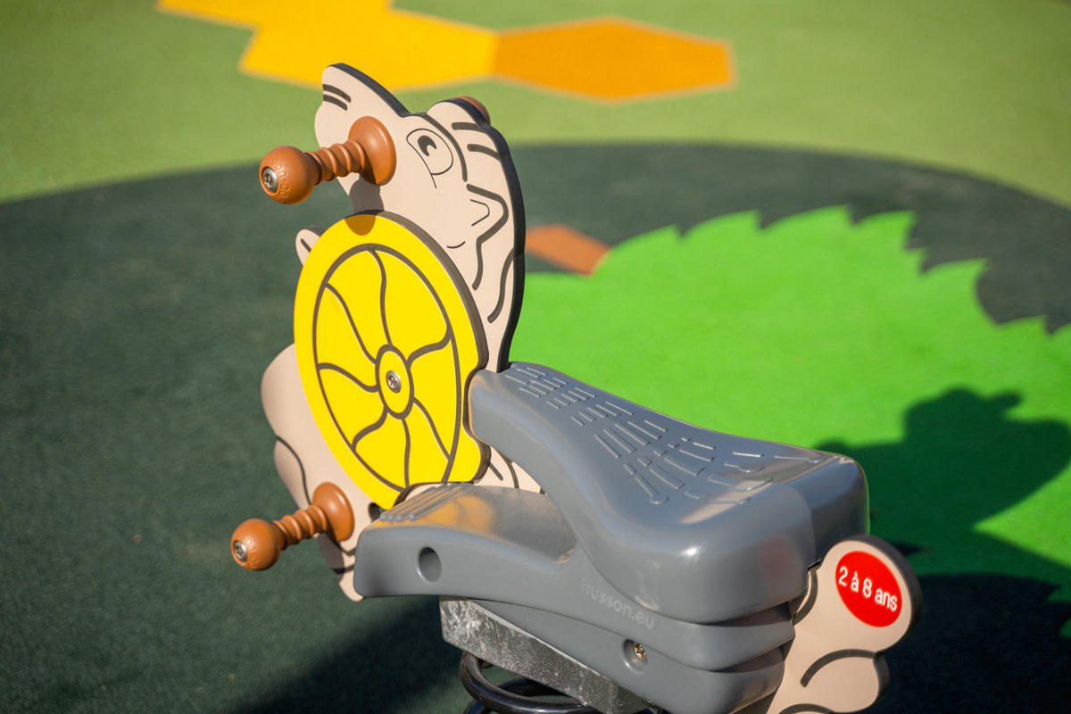 Aire de jeux Villebouzin - photo 5
